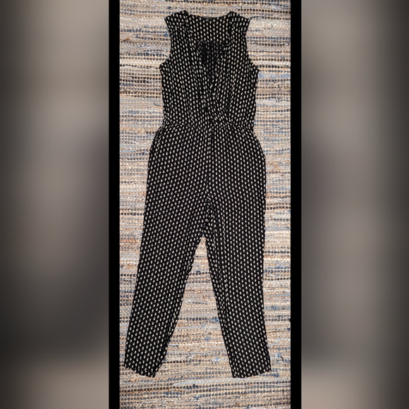 Lucky Brand Jumpsuit Black and Tan Ditzy Floral Pattern Pull On Pockets Sz M - Picture 2 of 7